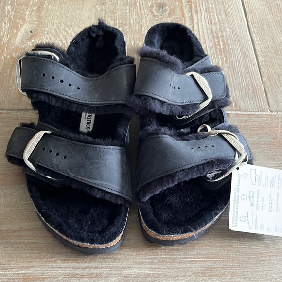 Birkenstock Shoes - New  Birkenstock  Arizona  Double  buckle  shearling  L 8